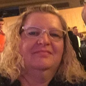 Meet your Posher, Carolyn